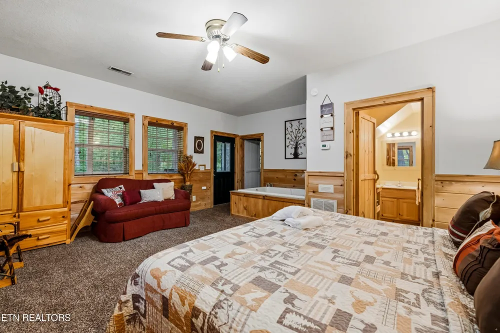 745 Hazy Circle Gatlinburg, TN 37738