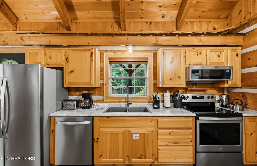 745 Hazy Circle Gatlinburg, TN 37738