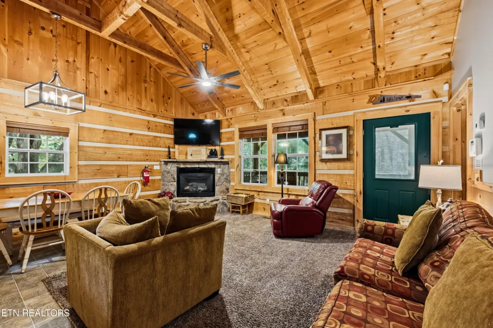 745 Hazy Circle Gatlinburg, TN 37738