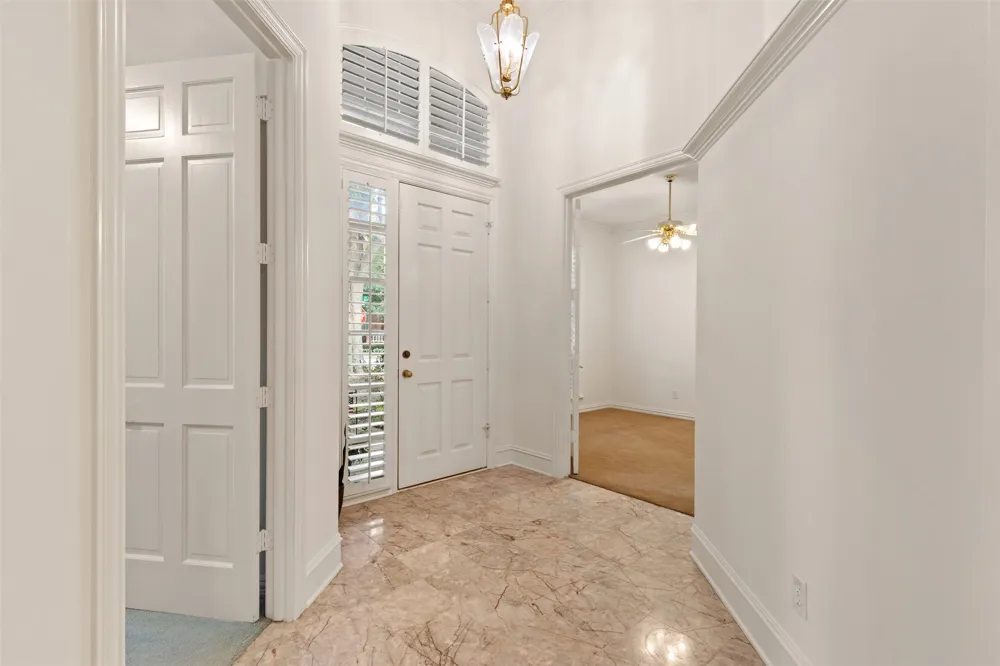 8644 Breakers Point Dallas, TX 75243