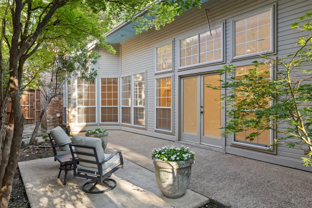 8644 Breakers Point Dallas, TX 75243