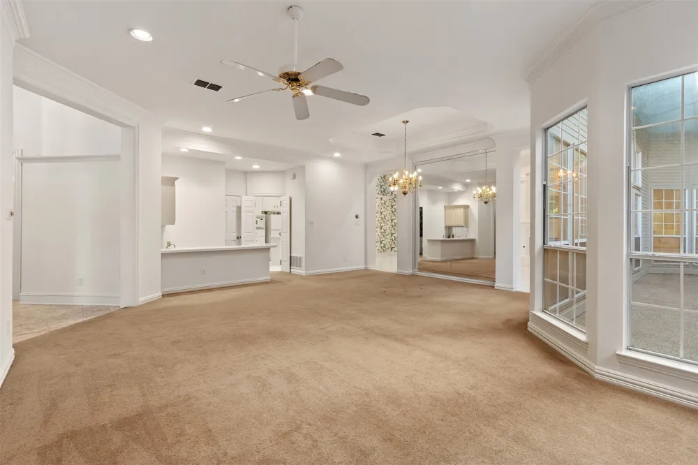 8644 Breakers Point Dallas, TX 75243