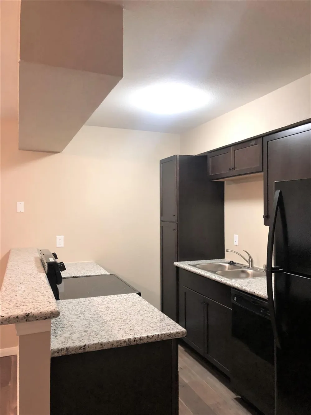 704 Ave B #5 La Marque, TX 77568