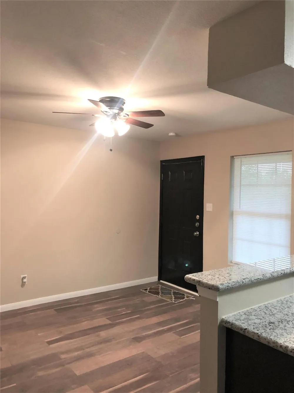 704 Ave B #5 La Marque, TX 77568
