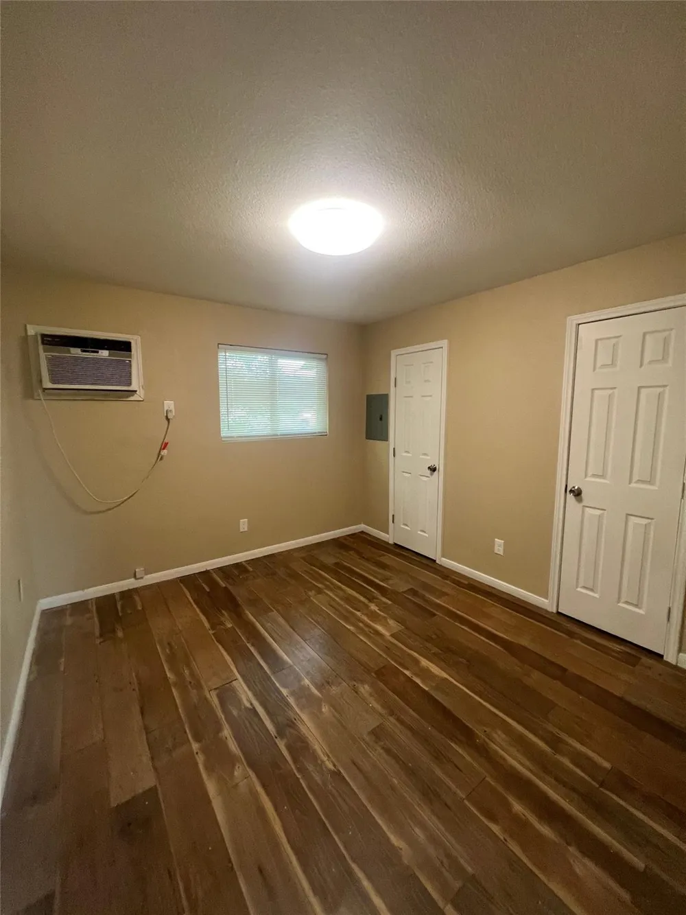 704 Ave B #5 La Marque, TX 77568