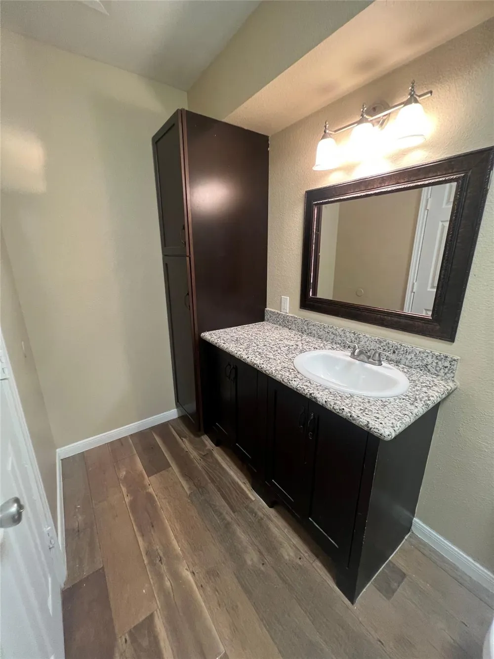 704 Ave B #5 La Marque, TX 77568