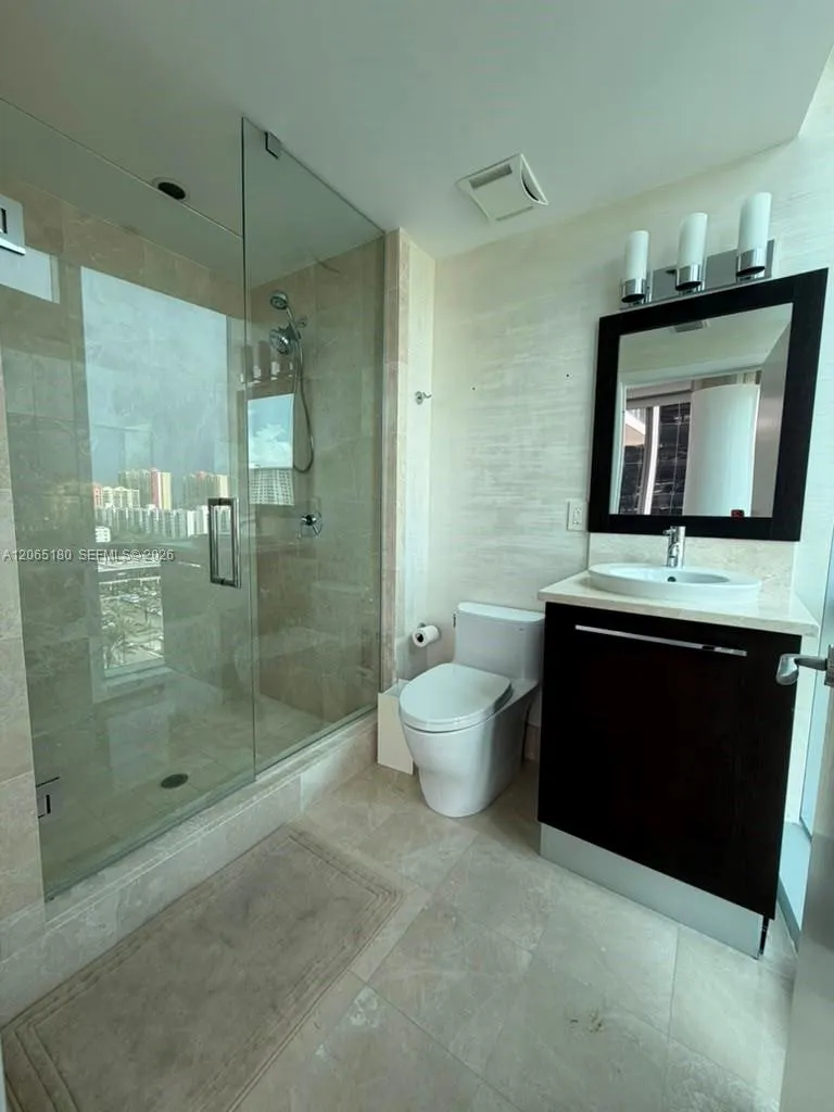 17121 Collins Ave #1208 Sunny Isles Beach, FL 33160