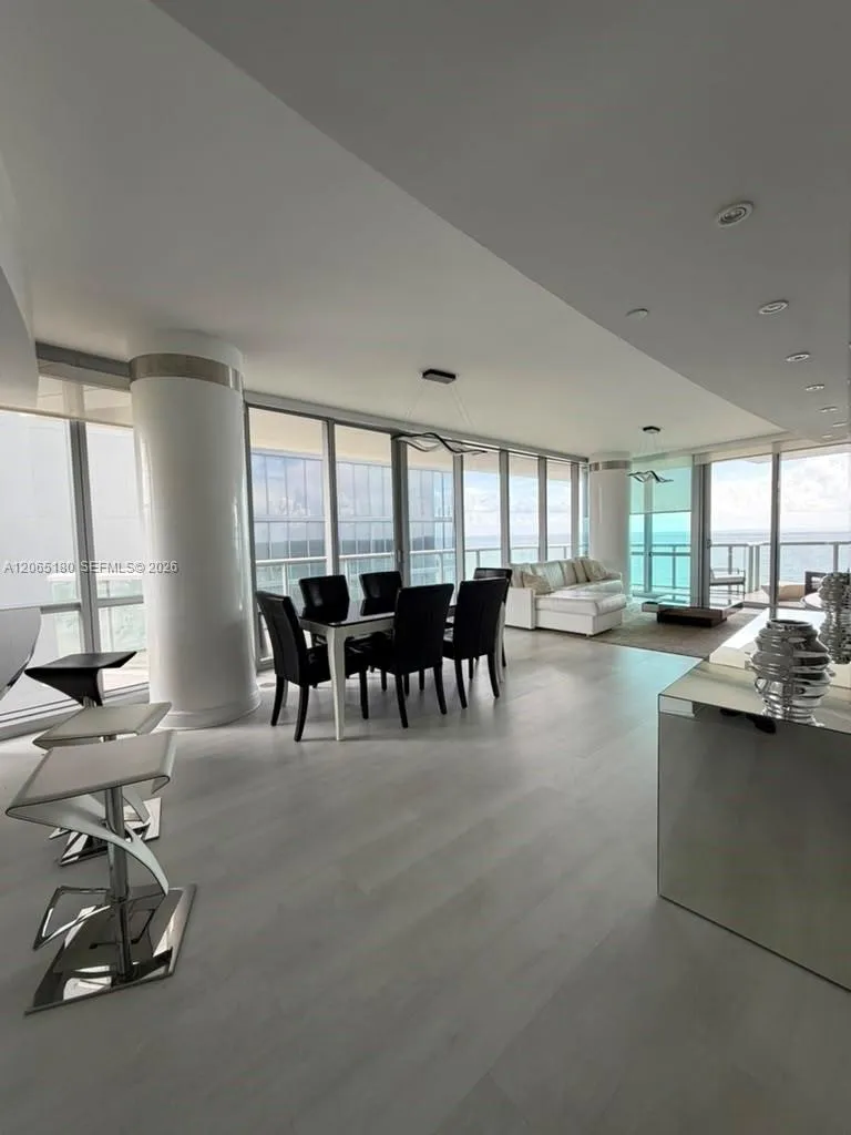 17121 Collins Ave #1208 Sunny Isles Beach, FL 33160