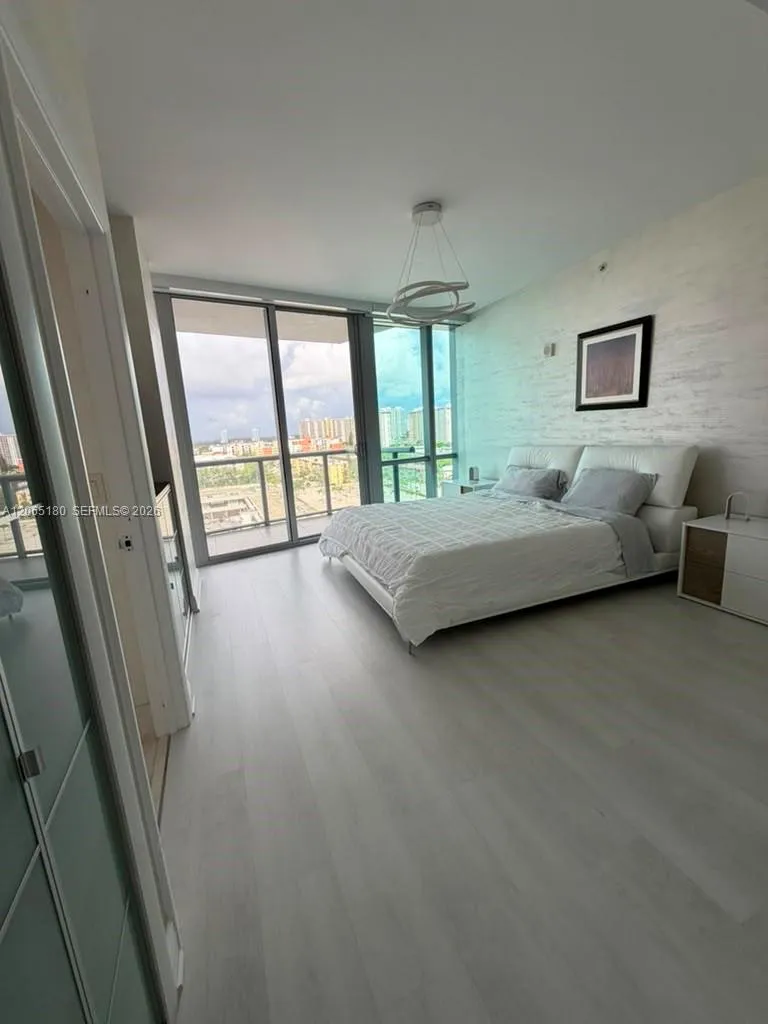 17121 Collins Ave #1208 Sunny Isles Beach, FL 33160