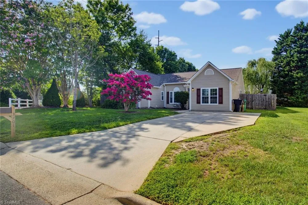 3701 Woodpark Drive High Point, NC 27282