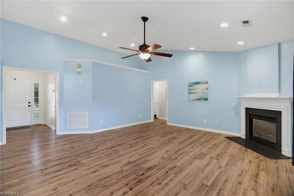 3701 Woodpark Drive High Point, NC 27282