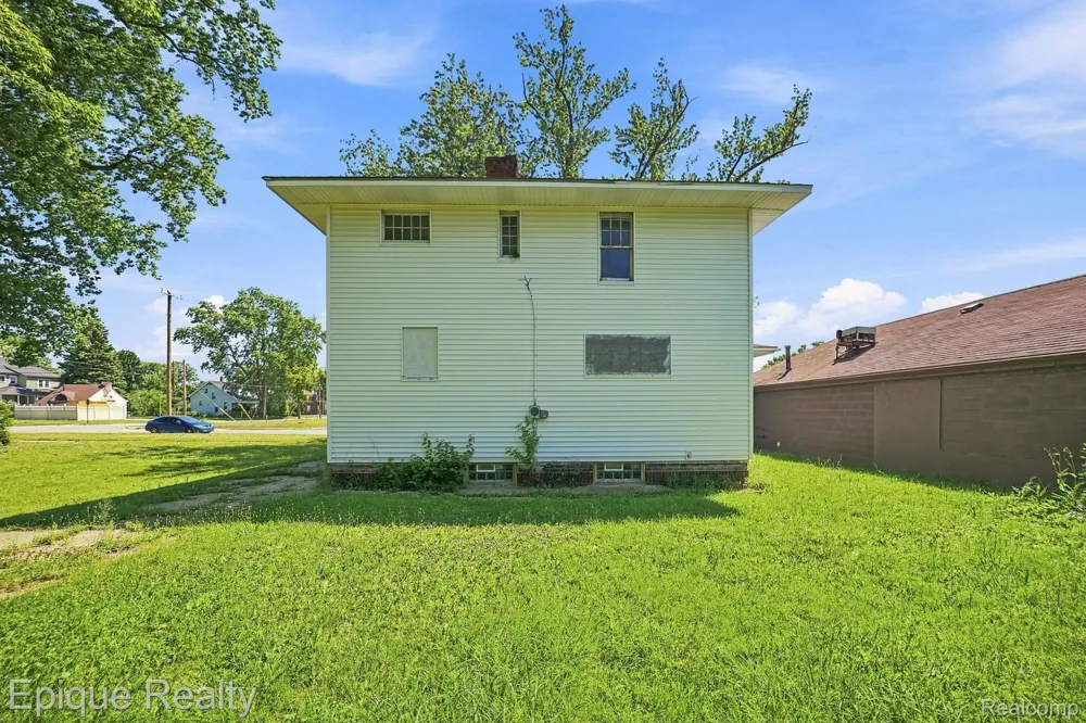 1311 Scott Avenue Port Huron City, MI 48060