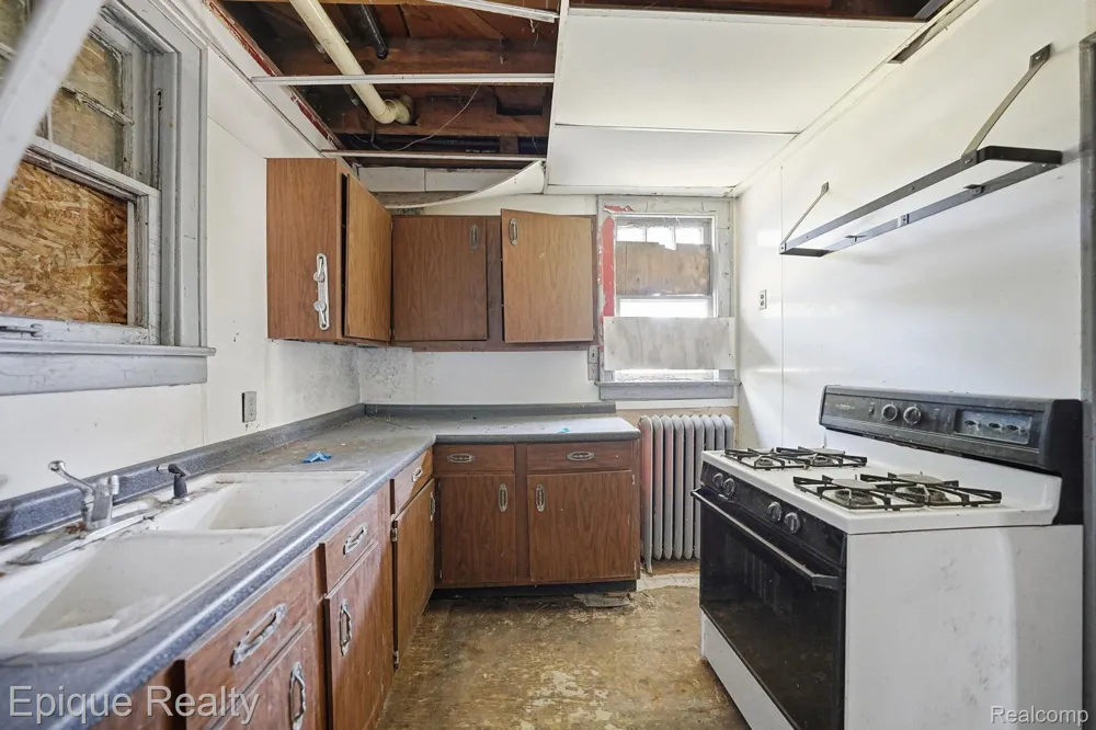 1311 Scott Avenue Port Huron City, MI 48060