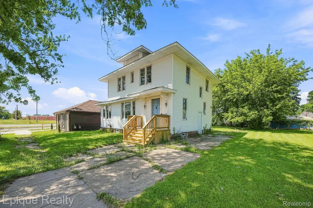 1311 Scott Avenue Port Huron City, MI 48060