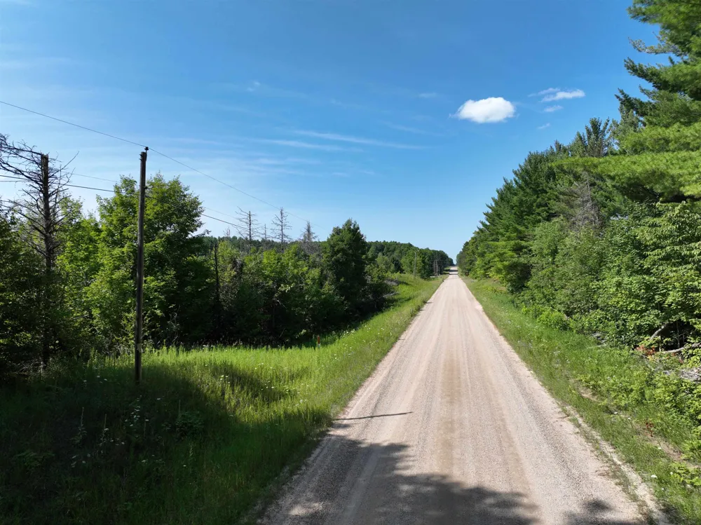 9093 Donathan Road Garfield Township, MI 49633
