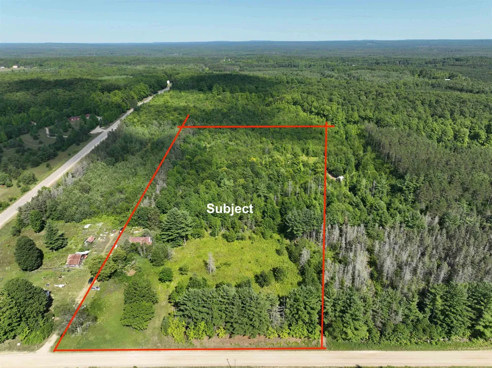 9093 Donathan Road Garfield Township, MI 49633