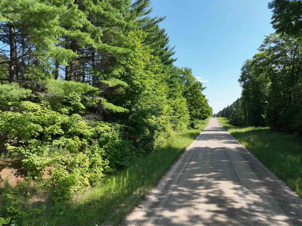 9093 Donathan Road Garfield Township, MI 49633