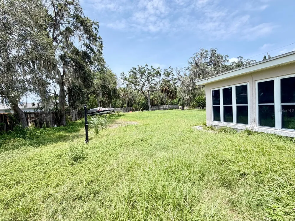 8209 PAPAYA STREET Port Richey, FL 34668