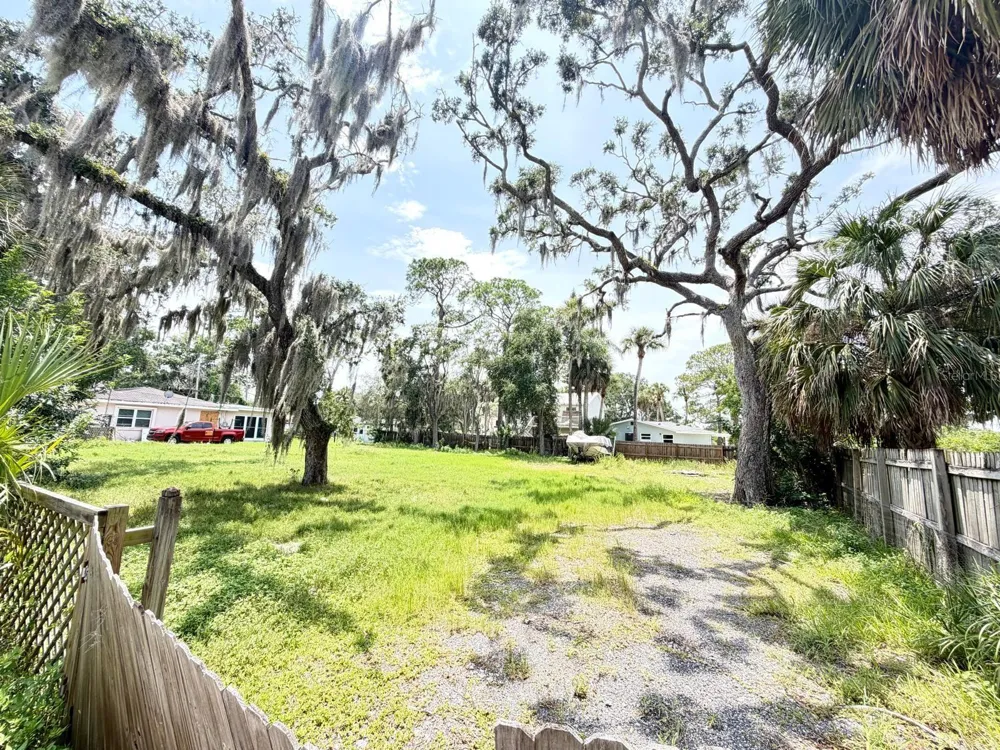 8209 PAPAYA STREET Port Richey, FL 34668