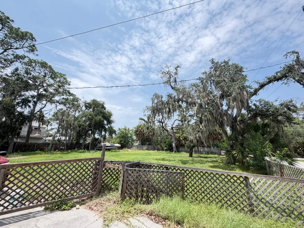 8209 PAPAYA STREET Port Richey, FL 34668