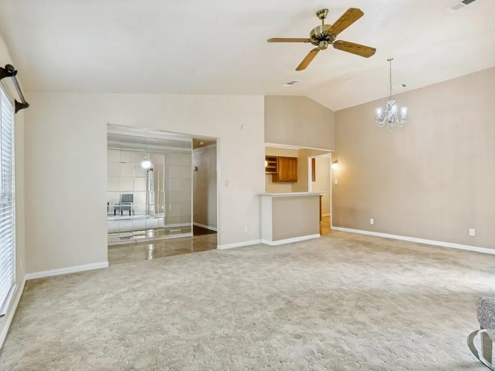 2634 Duchess Drive Garland, TX 75040