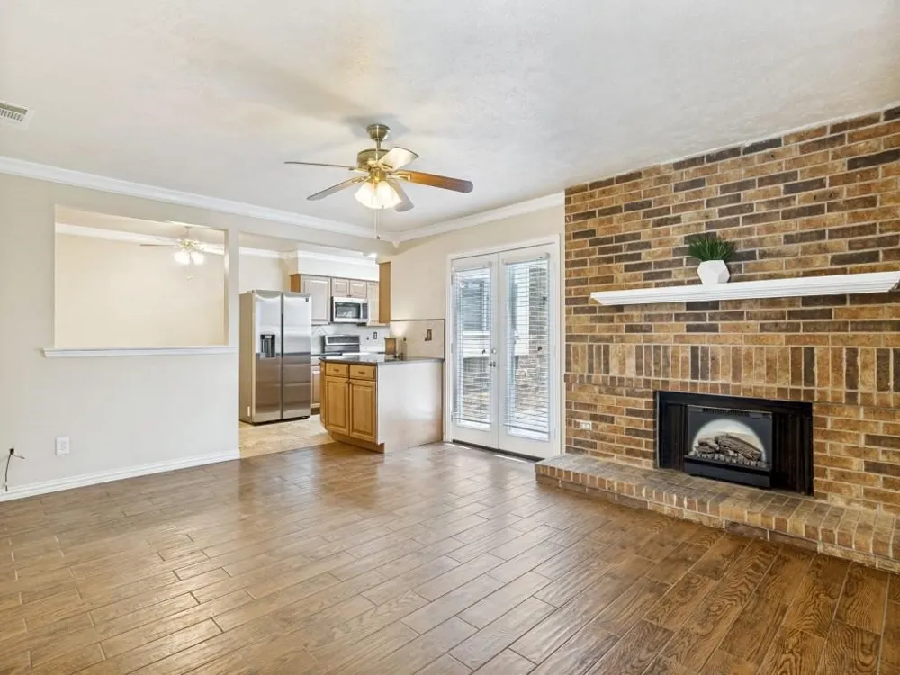 2634 Duchess Drive Garland, TX 75040