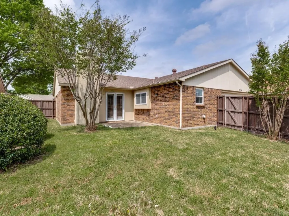 2634 Duchess Drive Garland, TX 75040