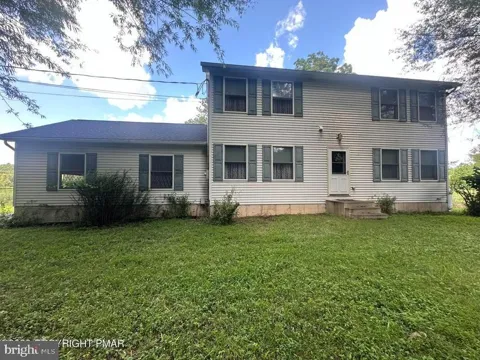 109 JUNIPER LANE