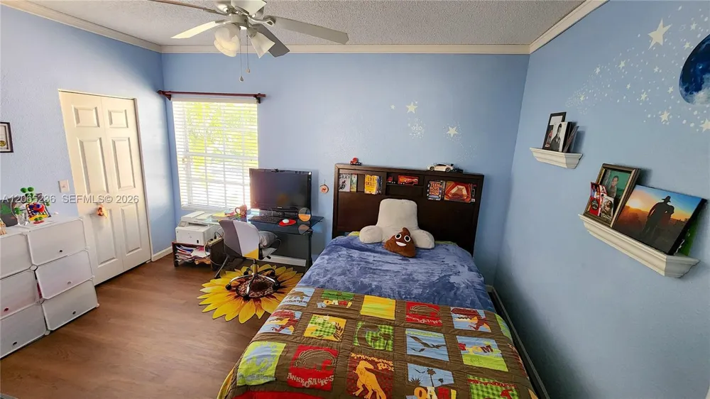 10702 Pelican Dr Wellington, FL 33414