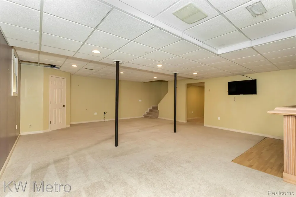 1496 Marina Pointe Boulevard Orion Charter Township, MI 48362