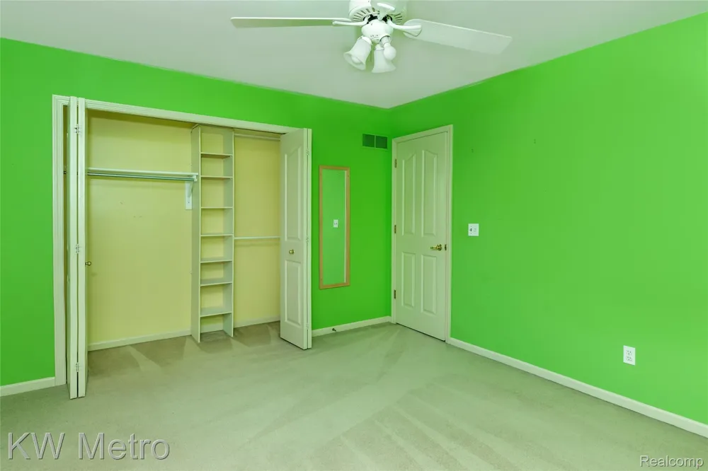 1496 Marina Pointe Boulevard Orion Charter Township, MI 48362