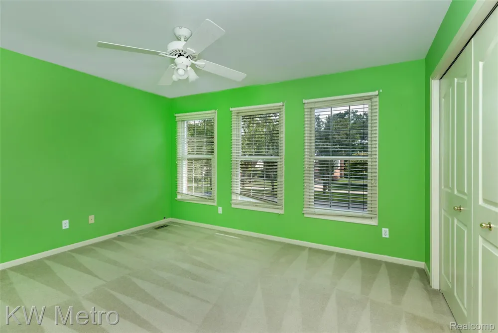 1496 Marina Pointe Boulevard Orion Charter Township, MI 48362