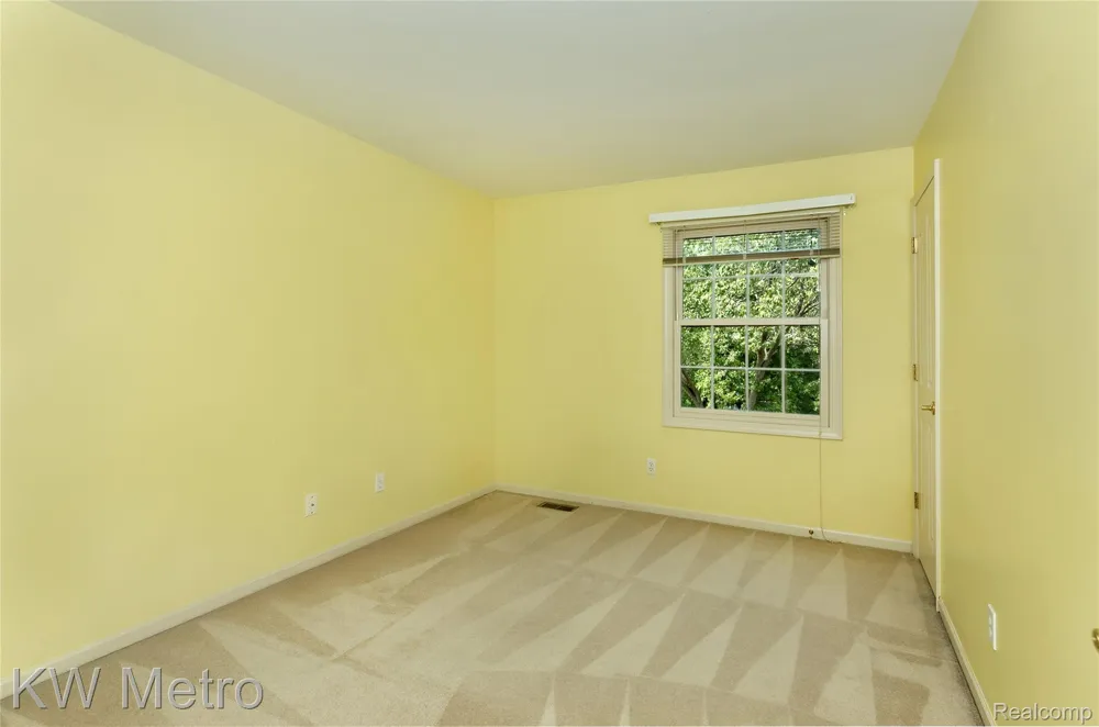 1496 Marina Pointe Boulevard Orion Charter Township, MI 48362