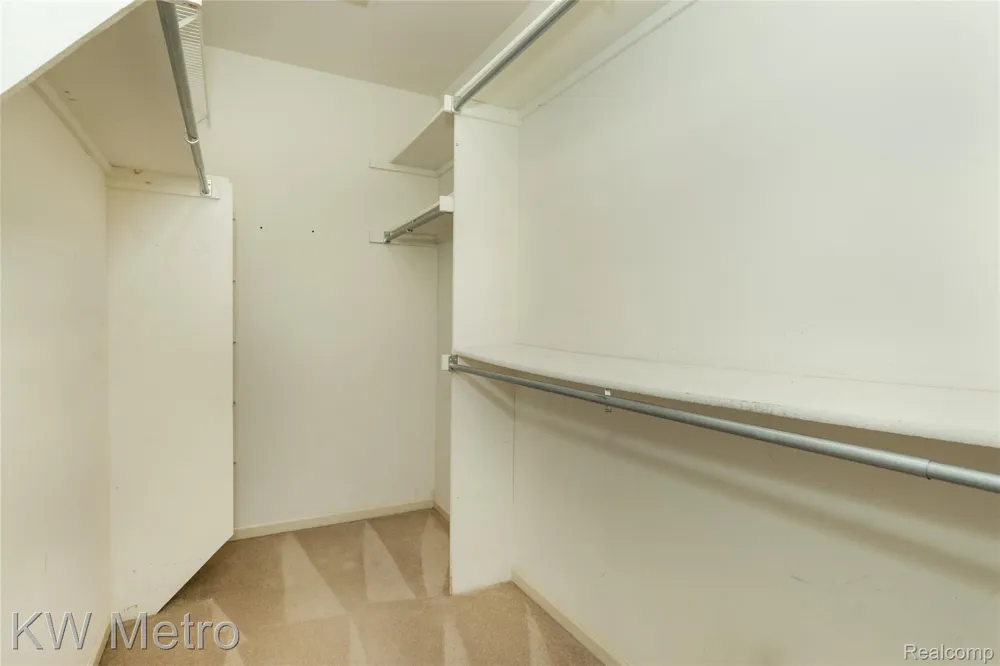 1496 Marina Pointe Boulevard Orion Charter Township, MI 48362