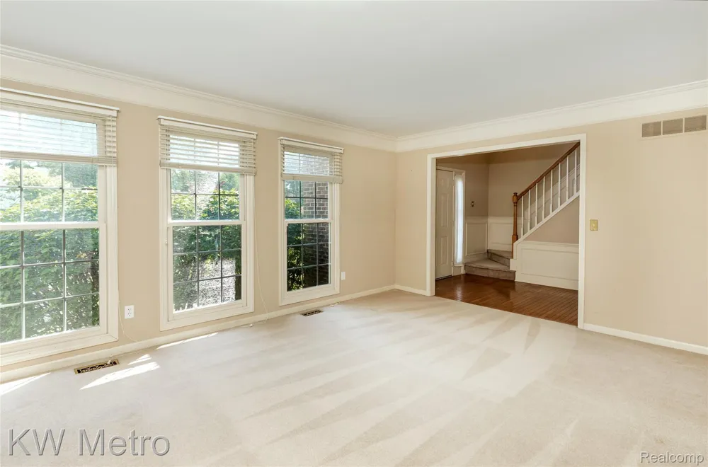 1496 Marina Pointe Boulevard Orion Charter Township, MI 48362