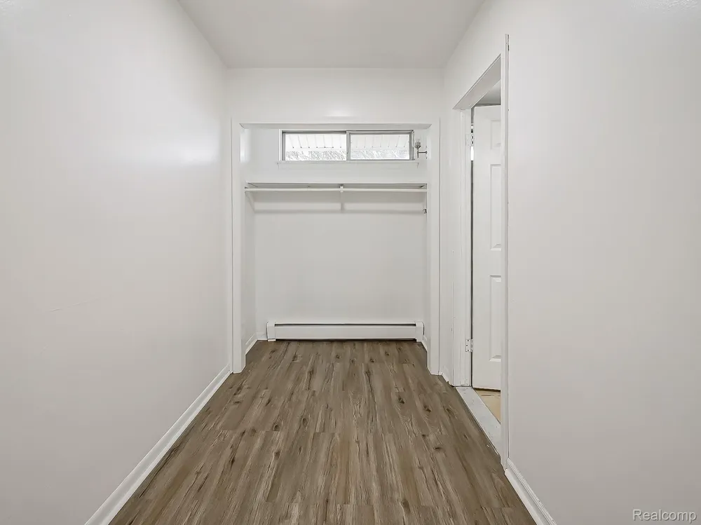 162 Summit View Court White Lake Charter Township, MI 48386