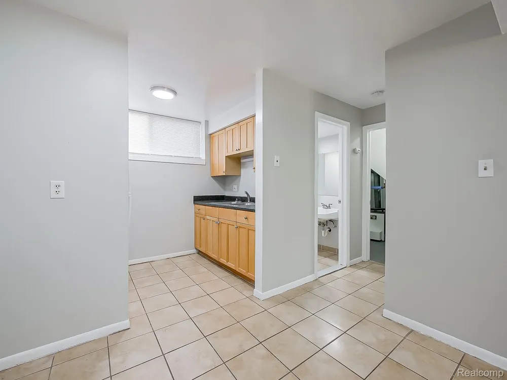 162 Summit View Court White Lake Charter Township, MI 48386