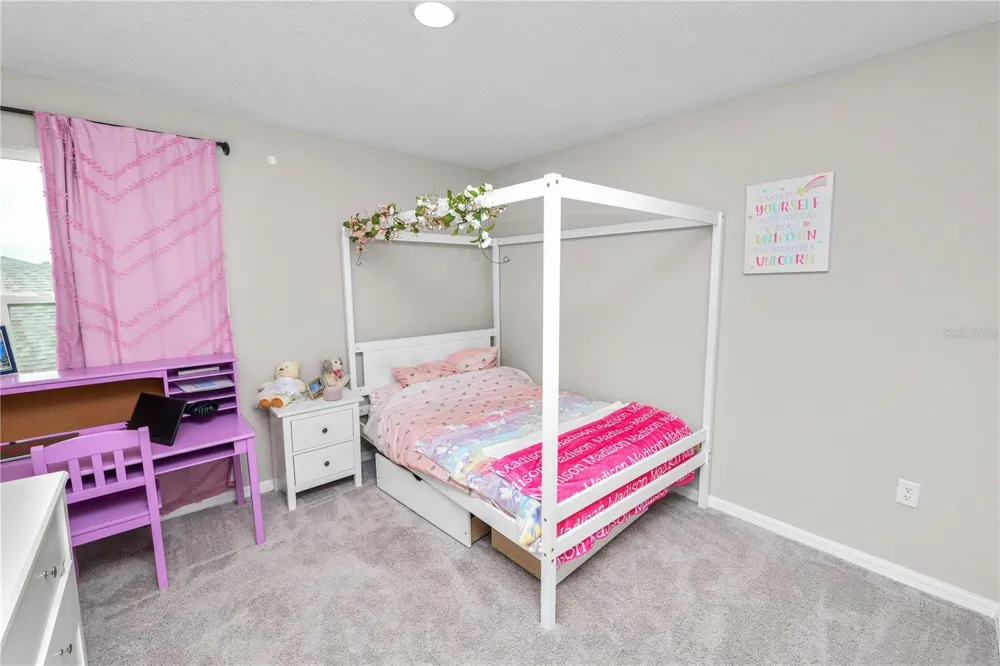 5693 ARLINGTON RIVER DRIVE Lakeland, FL 33811
