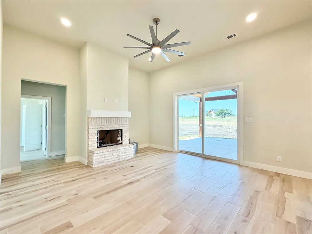 1021 Sabrina Court Weatherford, TX 76085