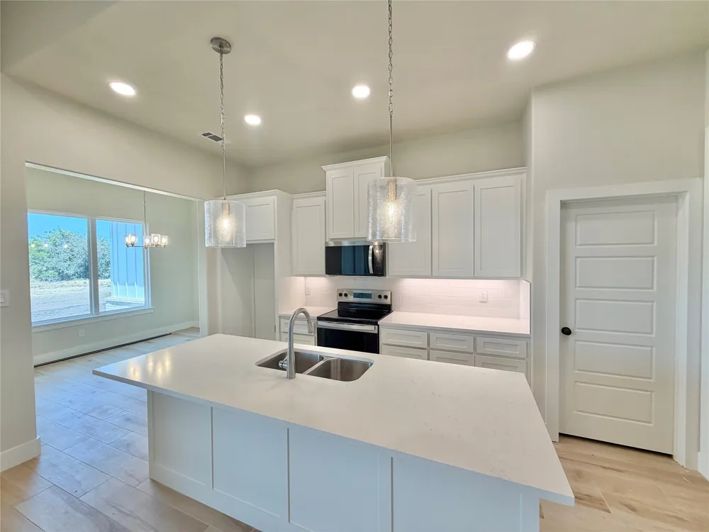 1021 Sabrina Court Weatherford, TX 76085