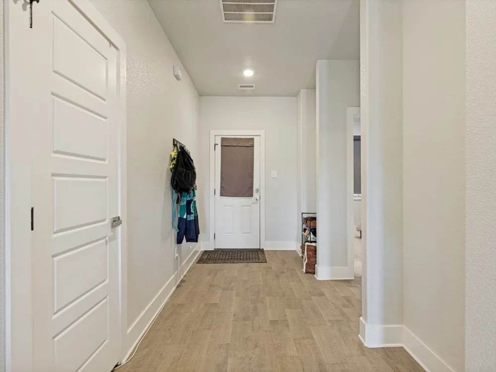 310 Oakwood Avenue Jacksboro, TX 76458