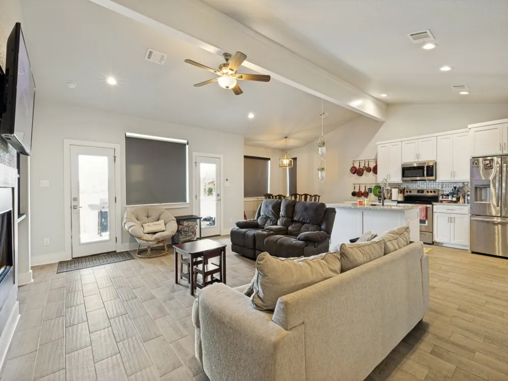310 Oakwood Avenue Jacksboro, TX 76458