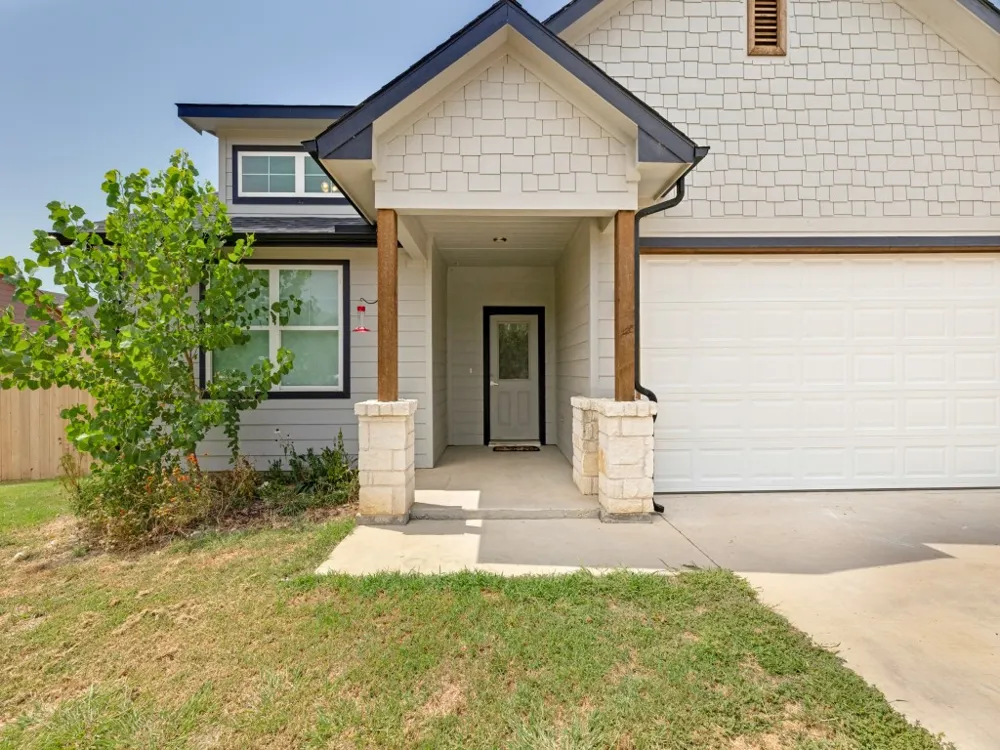 310 Oakwood Avenue Jacksboro, TX 76458