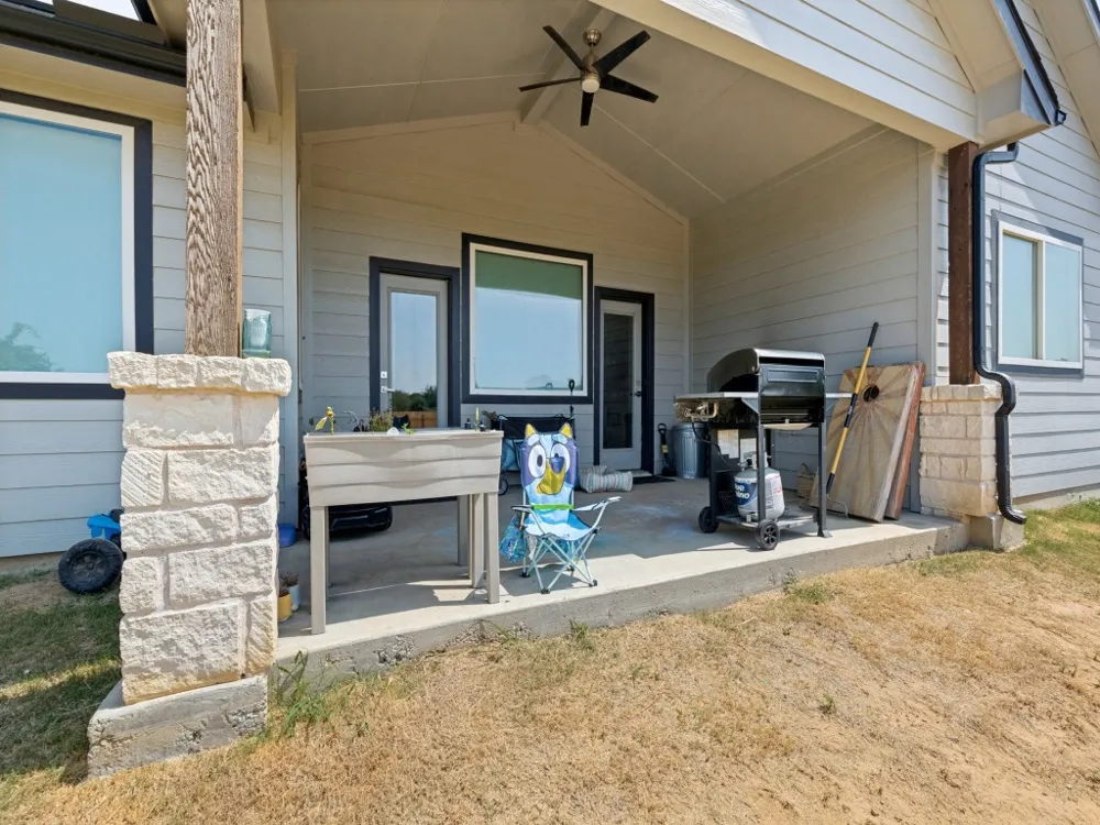 310 Oakwood Avenue Jacksboro, TX 76458