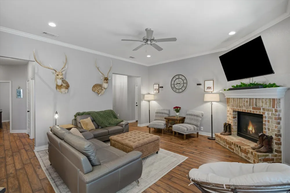3123 Oak Bend Tyler, TX 75707