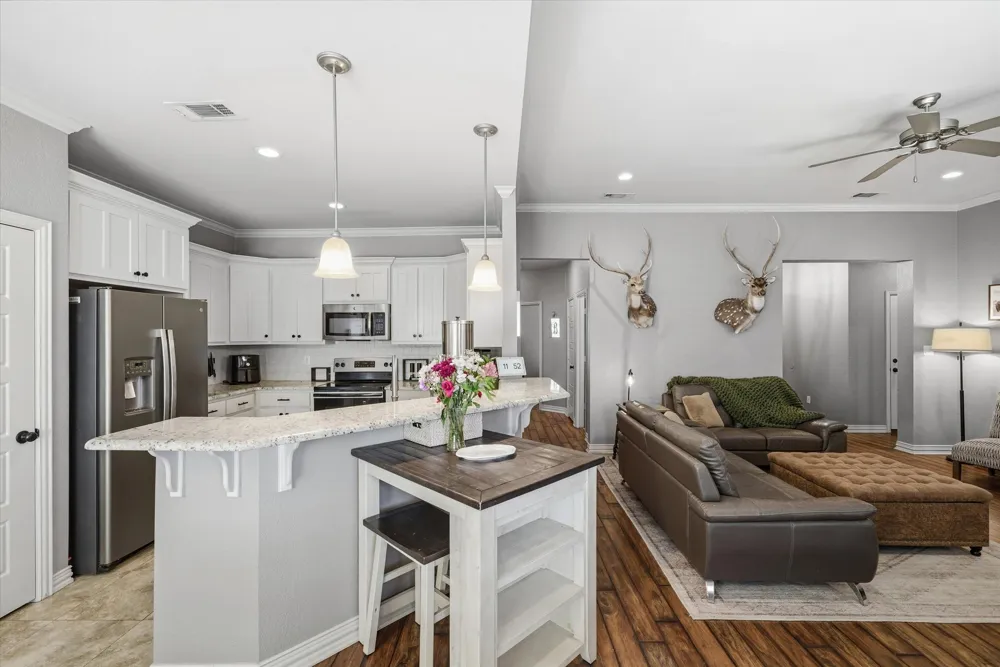 3123 Oak Bend Tyler, TX 75707