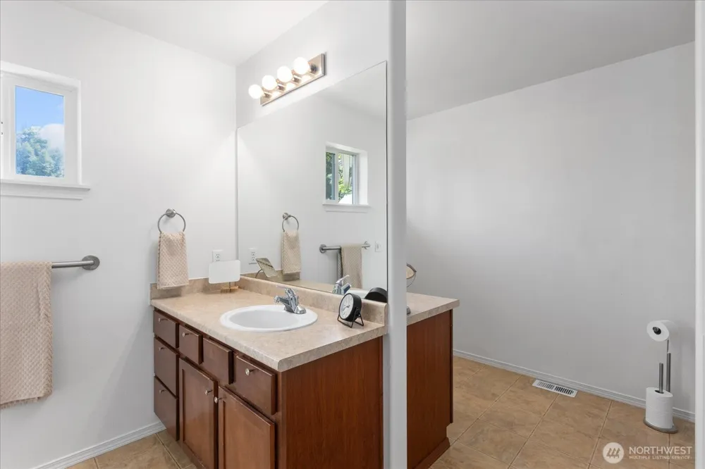 14921 225TH AVENUE SE Monroe, WA 98272