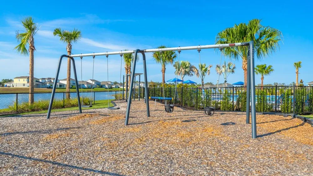 823 STEEL DRIVE Apollo Beach, FL 33572