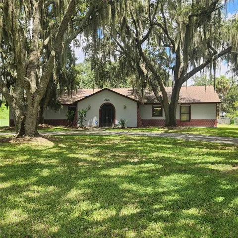 2805 LAKE TOHOPEKALIGA BOULEVARD