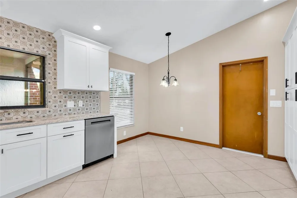2805 LAKE TOHOPEKALIGA BOULEVARD Kissimmee, FL 34746